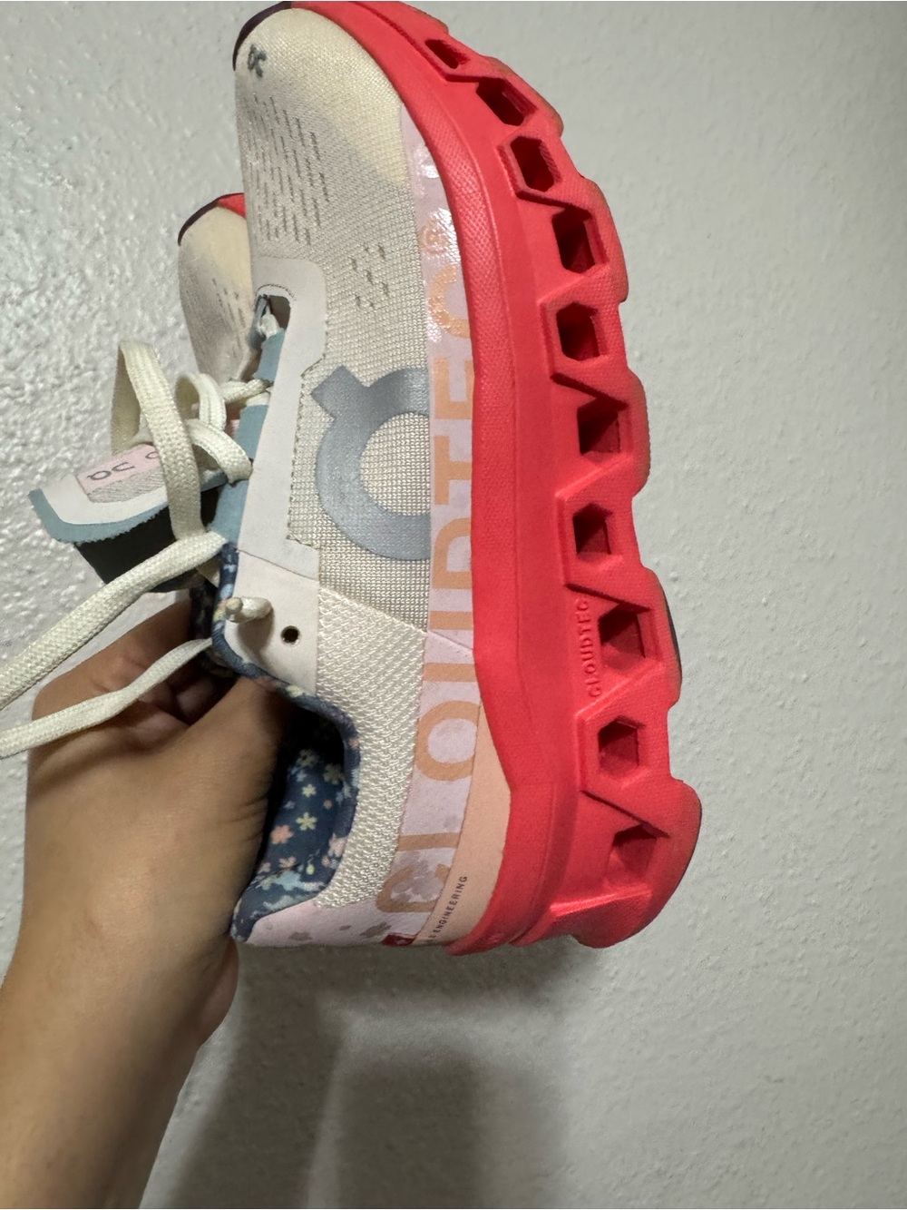 FP Movement XOnCloudMonster sneakers Oyster/Lotus - Picture 10 of 16